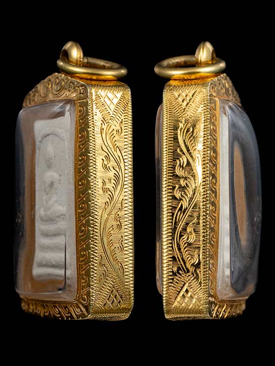 พระสมเด็จพิมพ์คะแนนบางขุนพรหม ปี2509 สภาพสวย หายาก พร้อมเลี่ยมทอง-1